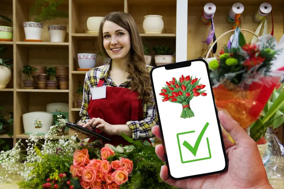 small business, e commerce, order packing, business owner